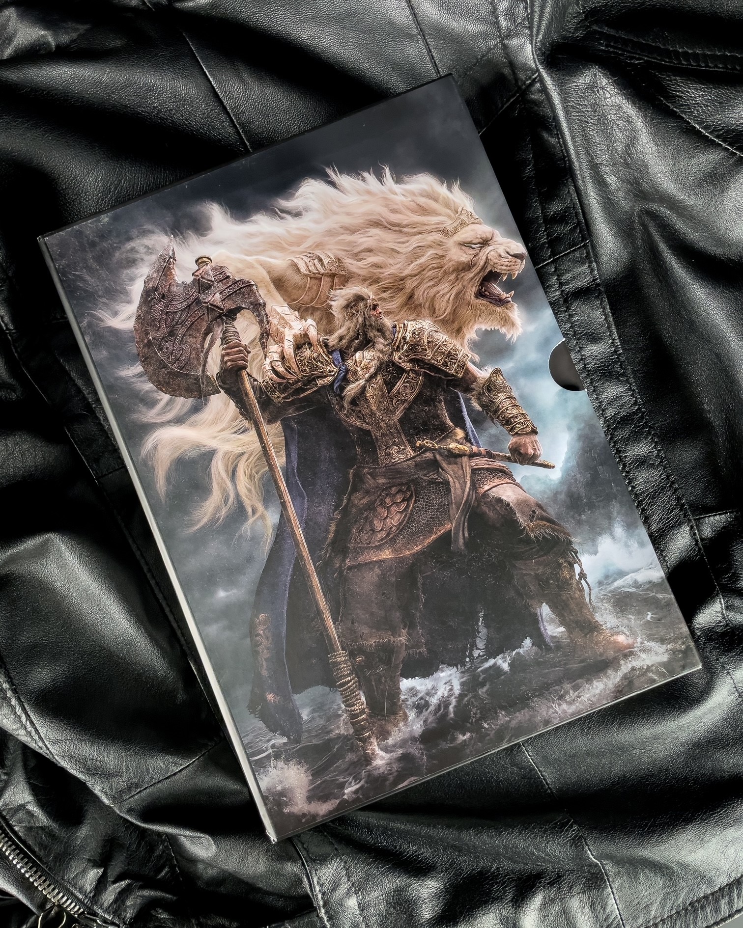ELDEN RING OFFICIAL ART BOOK - COFANETTO - immagine 5