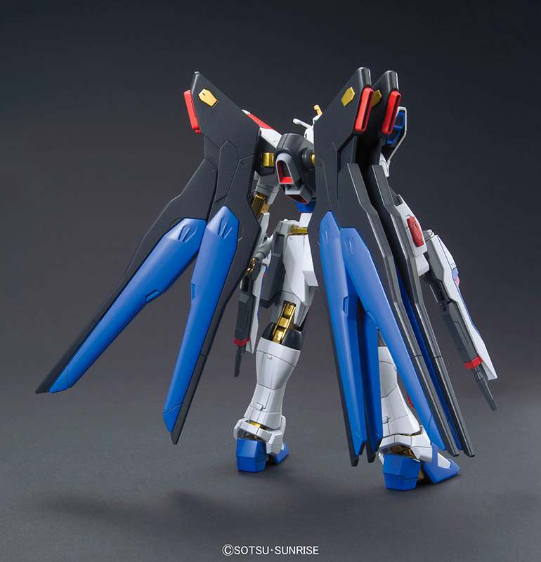 BANDAI HGCE ZGMF-X20A Strike Freedom Gundam Revive 1/144 - immagine 3