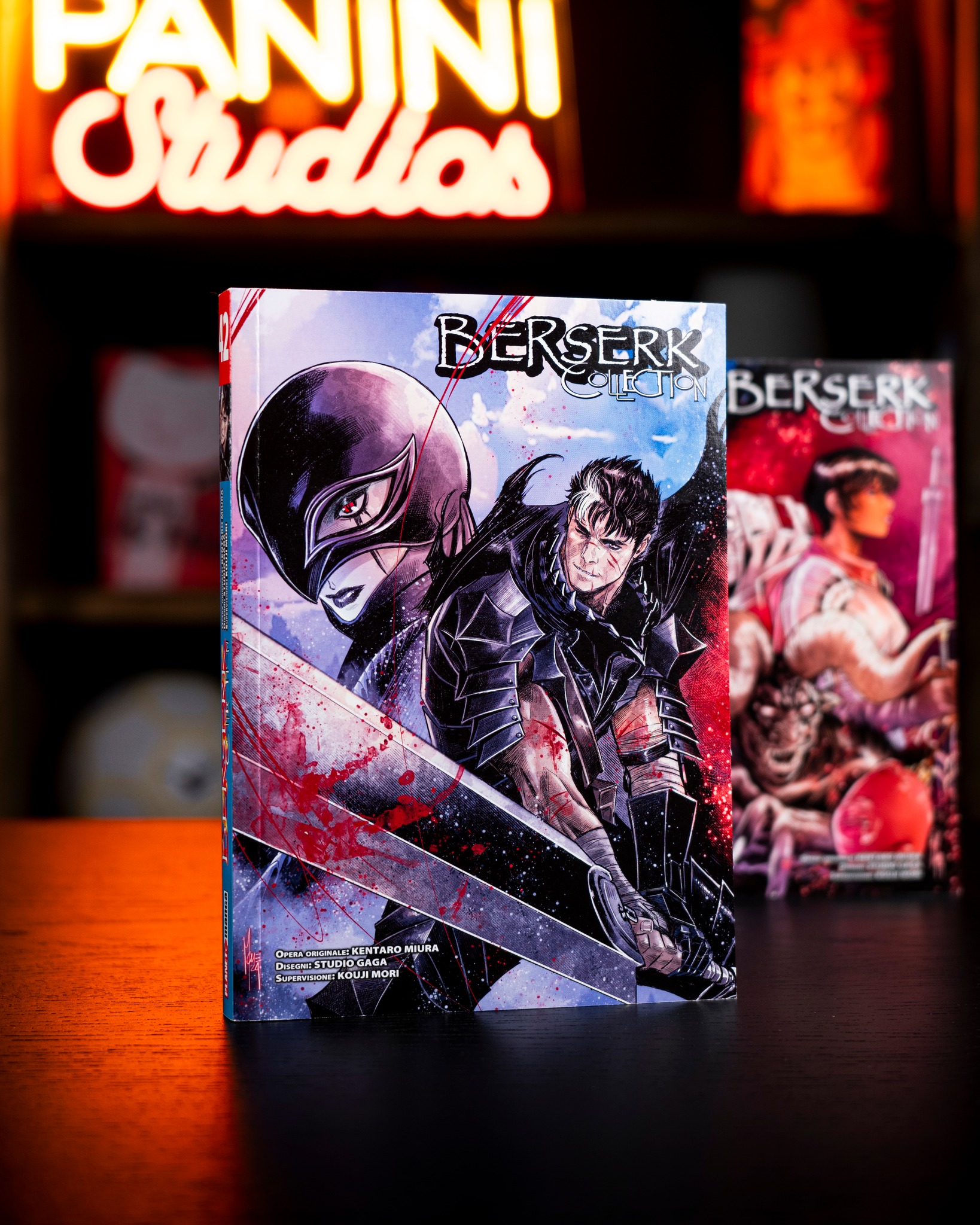 BUNDLE BERSERK COLLECTION 42 VARIANT MARCO CHECCHETTO - immagine 2