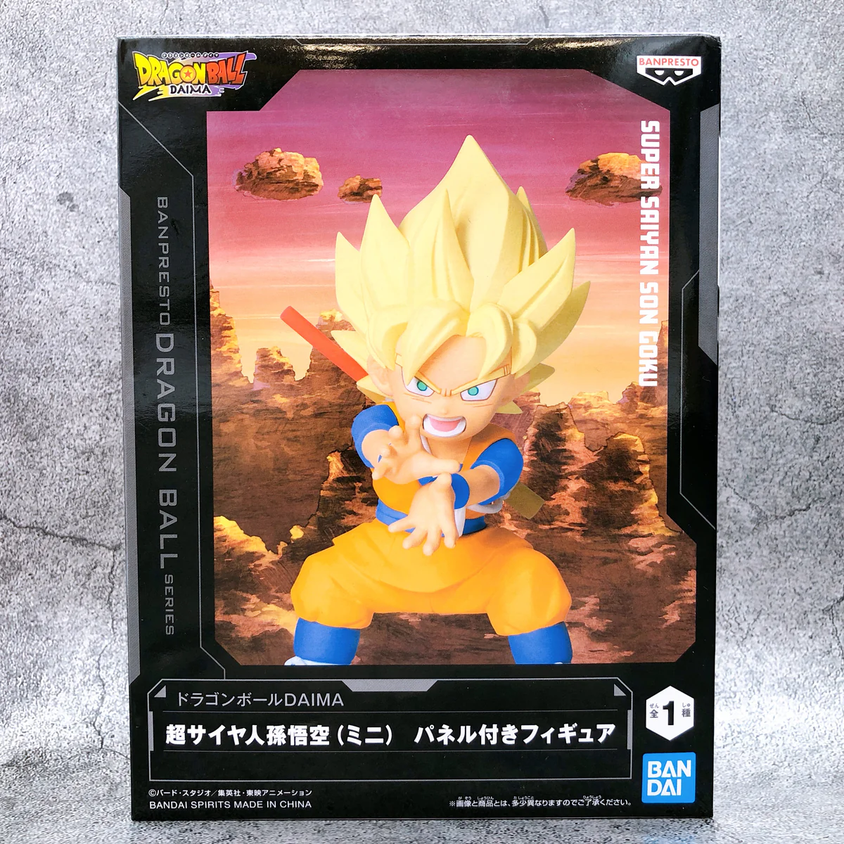 BANPRESTO DXF DRAGON BALL DAIMA SUPER SAIYAN SON GOKU WITH PANEL